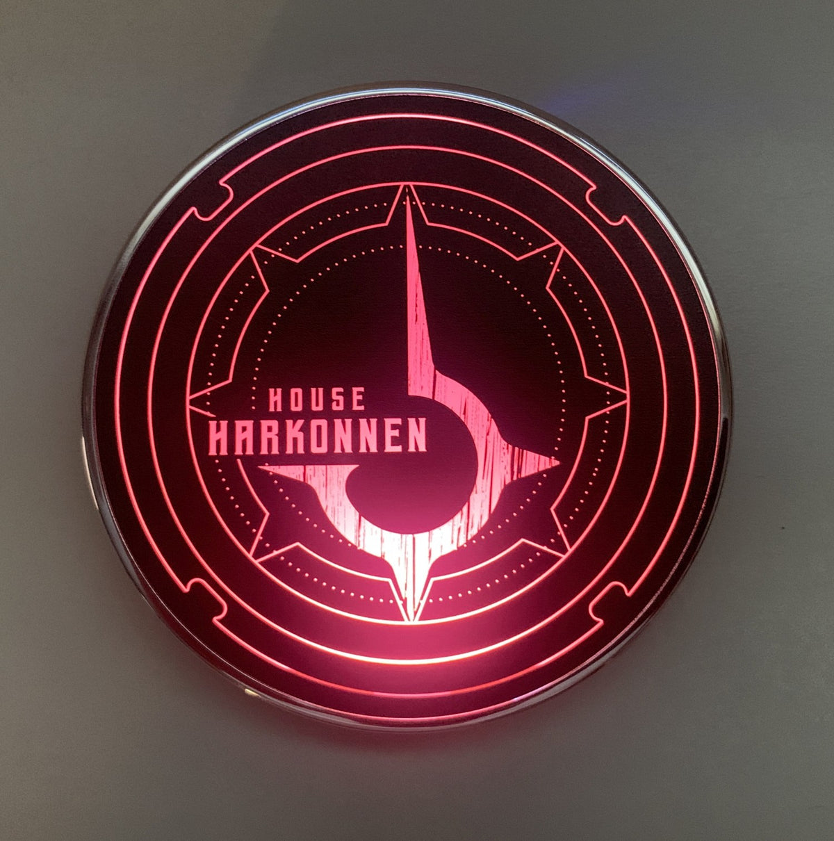 BUNDLE: DUNE™ SANDWORM WIRELESS SPEAKER & DUNE™ Harkonnen QI WIRELESS CHARGER
